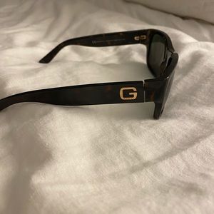 Unisex Gucci sunglasses